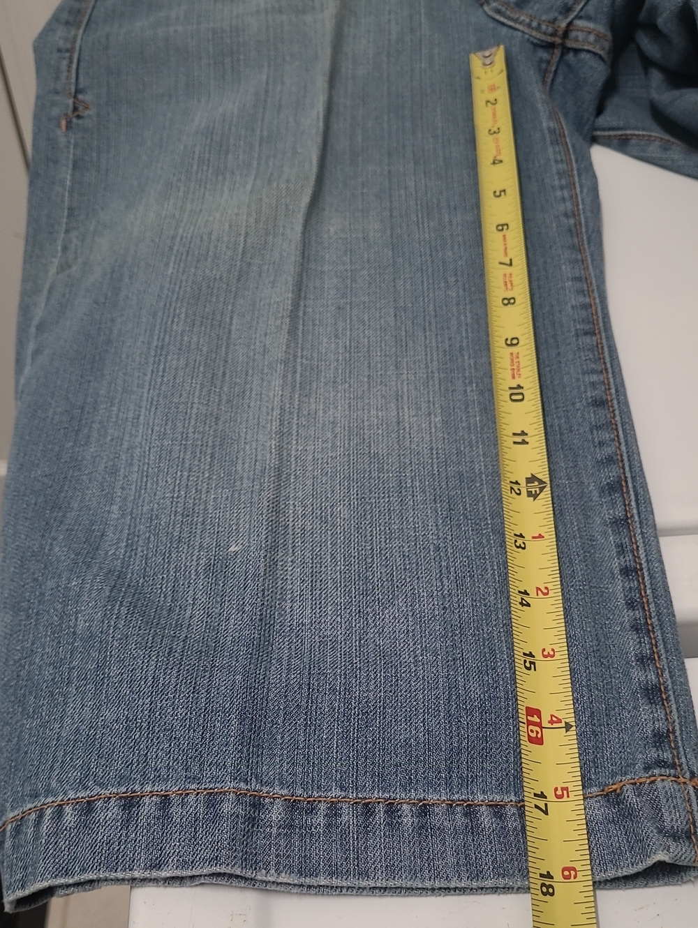 Old Navy Light Blue Capris Wide Leg Jeans---Waist 34 Mid-Rise - Picture 10 of 11